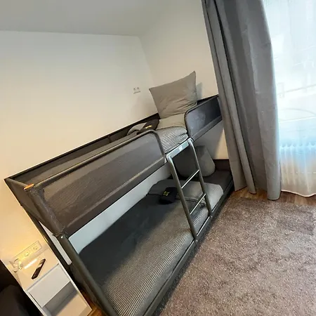 אכסניה Hub 25 - Mit Balkon - Coffee For Free - *