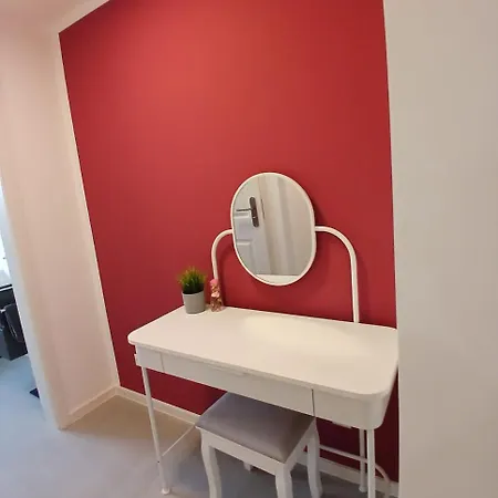Hub 25 - Mit Balkon - Coffee For Free - אכסניה *