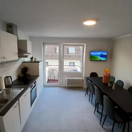 Hub 25 - Mit Balkon - Coffee For Free - * קרלסרוהה